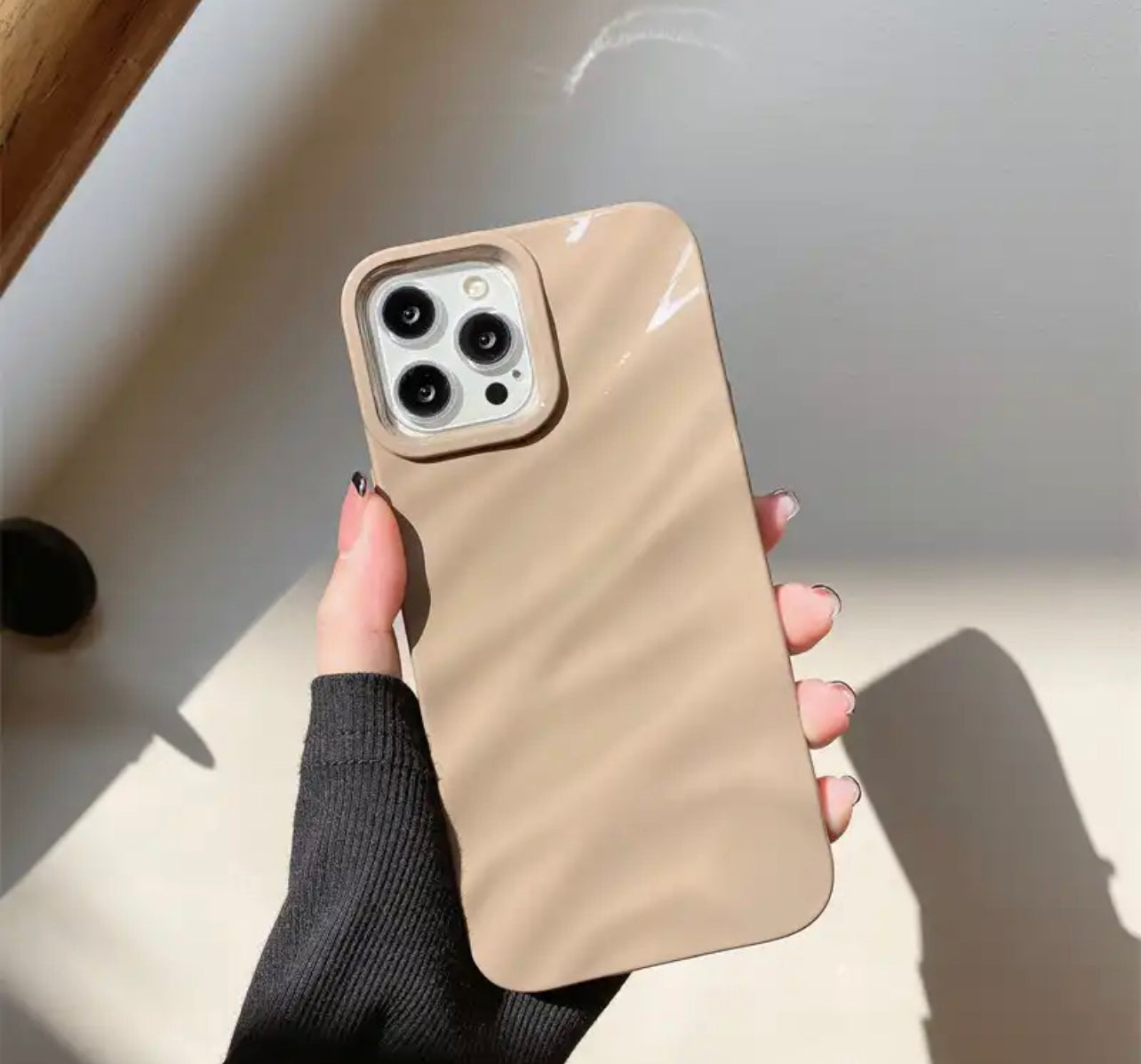 The Wave Case